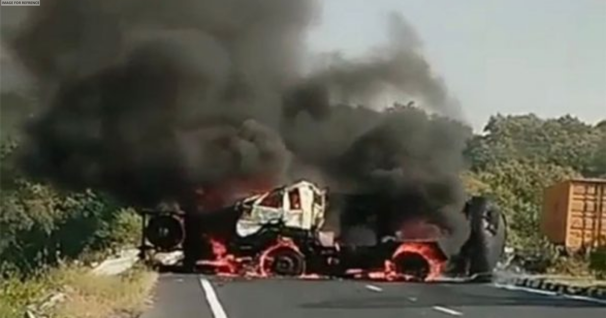 Driver killed, helper injured after tanker overturns in Madhya Pradesh's Narsinghpur
